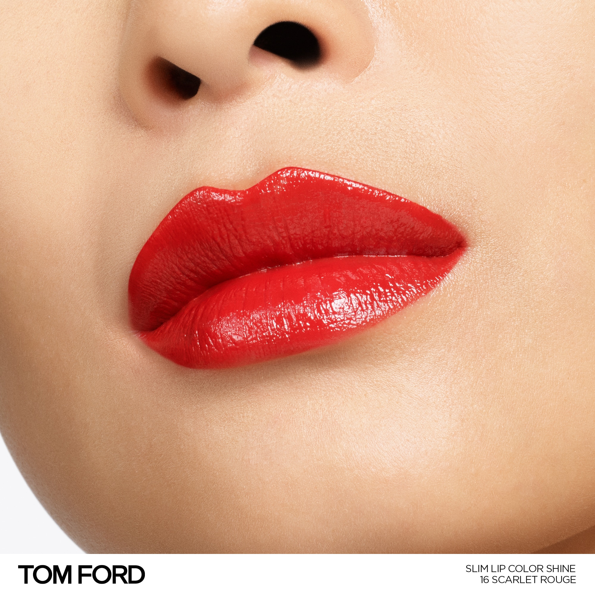 SLIM LIP COLOR SHINE (BARRA PARA LABIOS CON BRILLO)